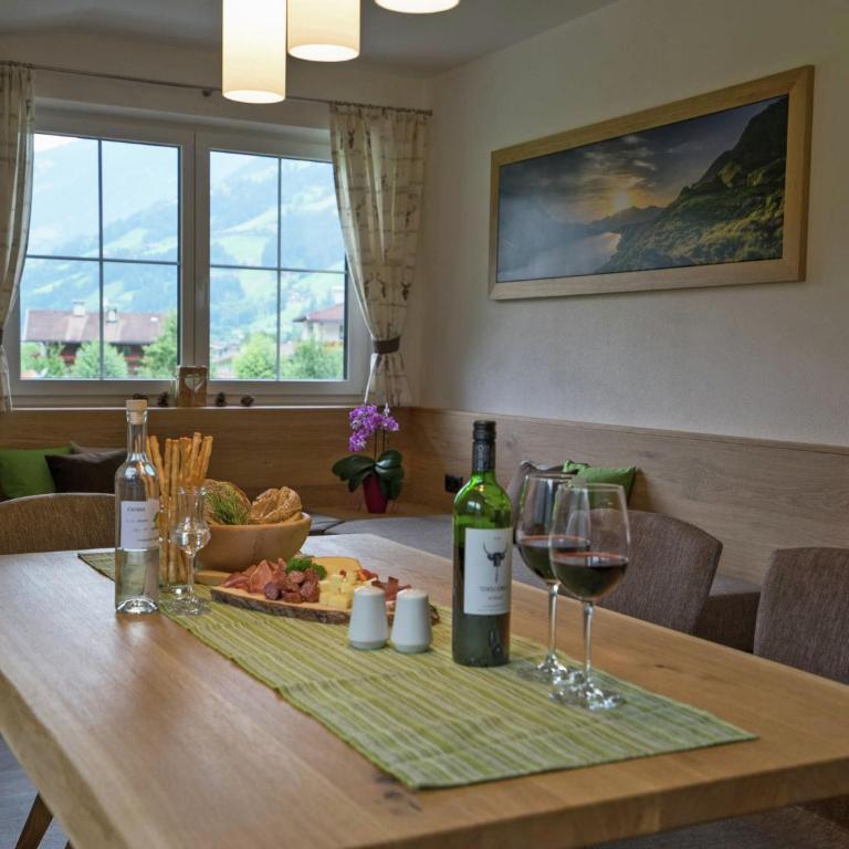 Apartment in Mayrhofen near Ski Lifts - Two-Bedroom Apartment - 11
