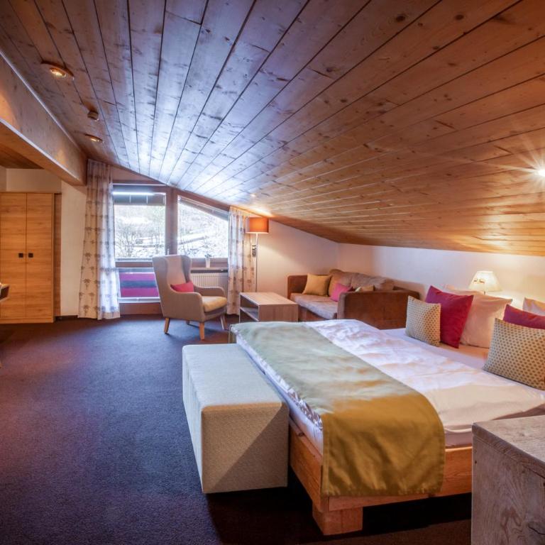 Hotel Bergruh - Double Room facing north or west - 1