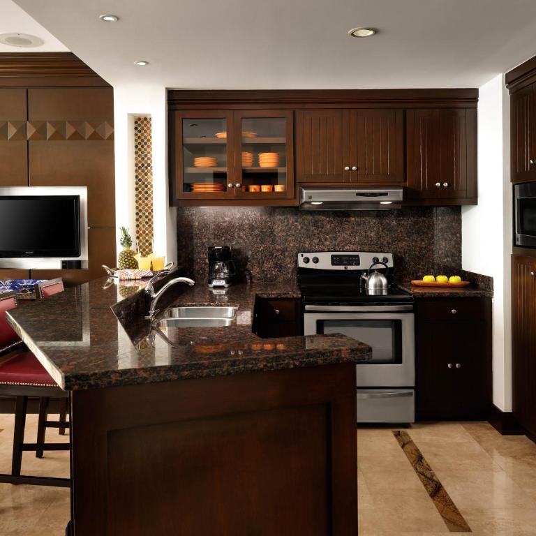 Hyatt Vacation Club at Sirena del Mar - Penthouse Two Bedroom Ocean View - 3
