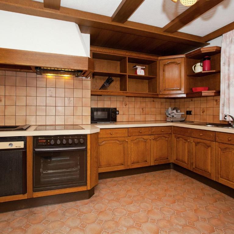 Apartment in Pettneu near St Anton Ski Slopes - Apartment mit 3 Schlafzimmern - 10