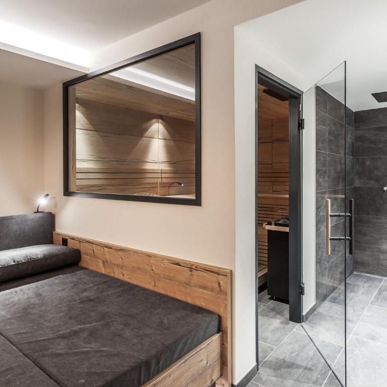 Luxury Chalet Gaschurn near Ski Lift - Superior Chalet - 7
