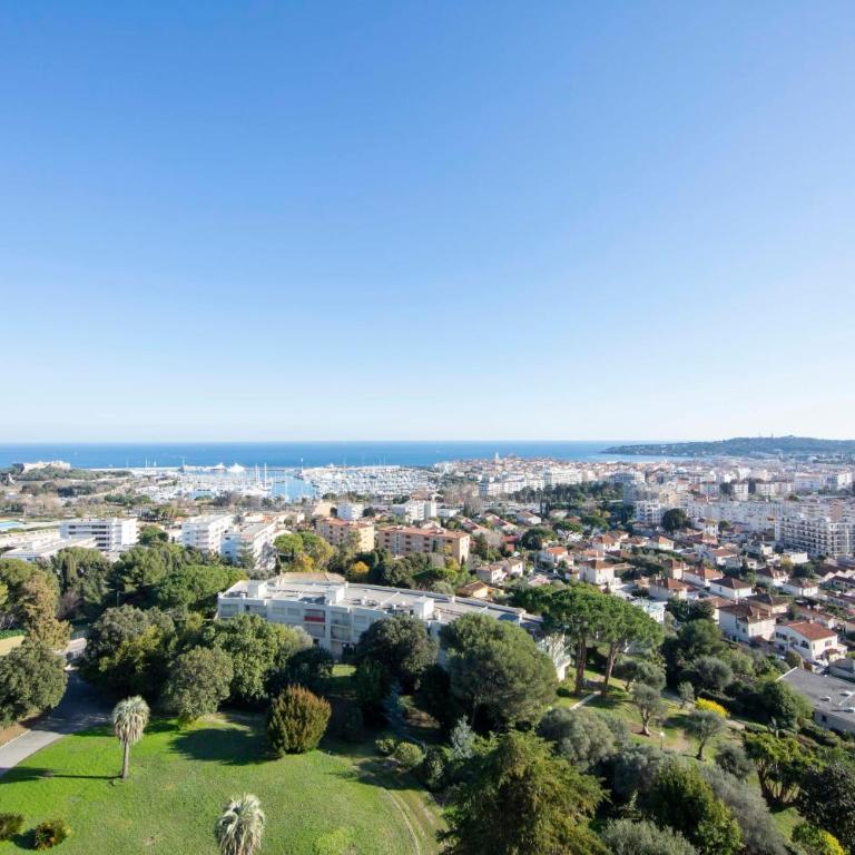 Le Chambord Stylish 2-bedroom apartment with breathtaking view in Antibes! - Appartement - 5