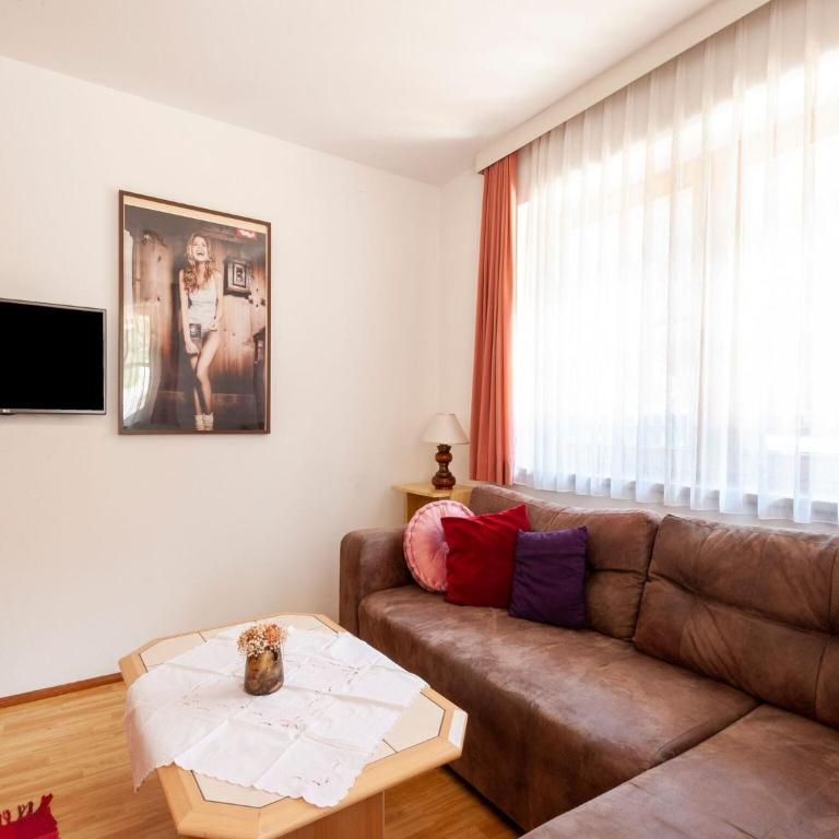 Apartment in Mayrhofen near Penkenbahn Cable Car - Two-Bedroom Apartment - 12