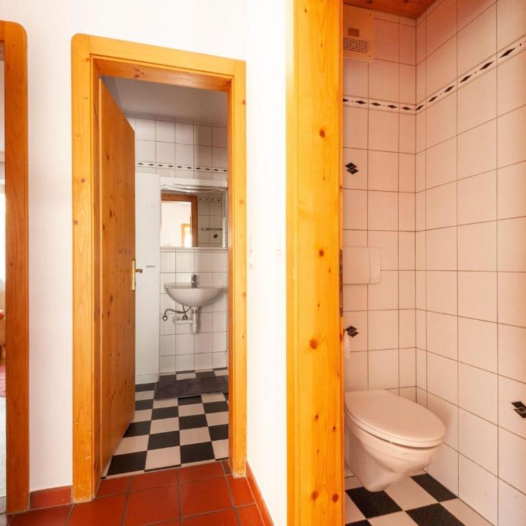 Apartment in Mayrhofen near Penkenbahn Cable Car - Two-Bedroom Apartment - 19