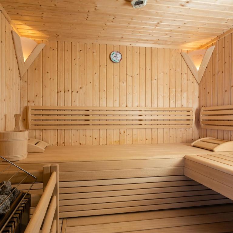 Chalet in Wald near Wildkogel Ski Arena - Chalet mit 3 Schlafzimmern - 2