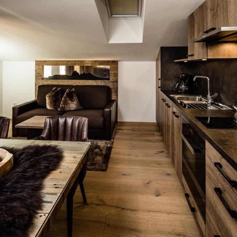 Apartments Villa Gardena - Gardenahotels - Appartamento con 1 Camera da Letto e Balcone - 1