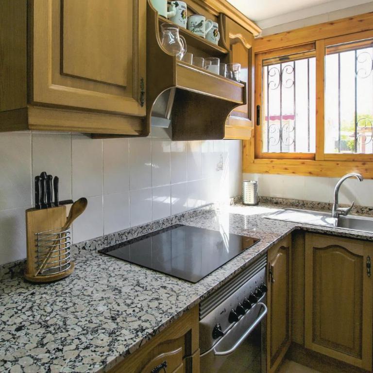 3 Bedroom Lovely Home In Santa Pola - Casa Vacacional de 3 dormitorios - 7
