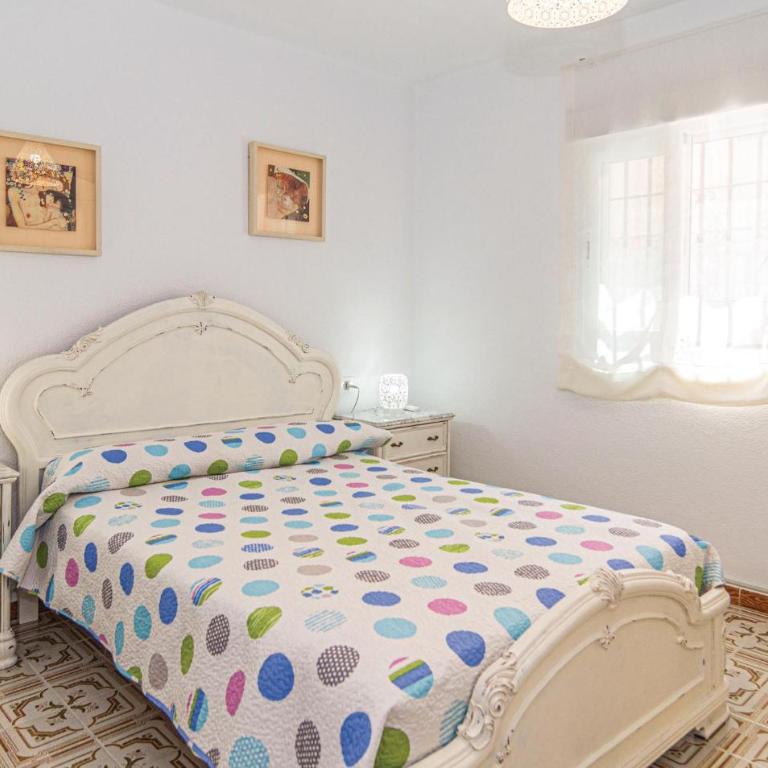Lovely Apartment In Córdoba With Wifi - Apartamento de 2 dormitorios - 4