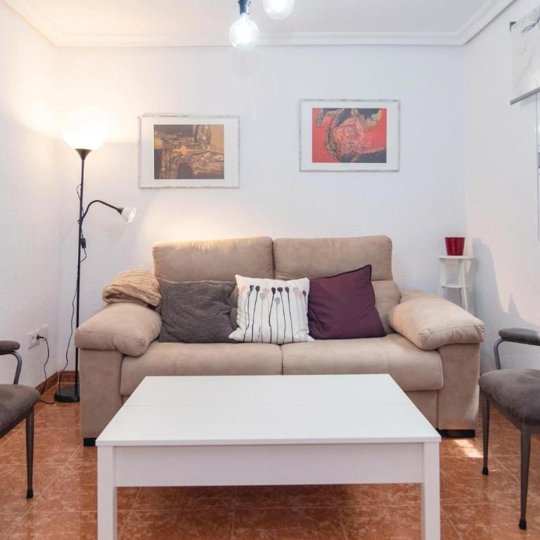 Lovely Apartment In Córdoba With Wifi - Apartamento de 2 dormitorios - 9