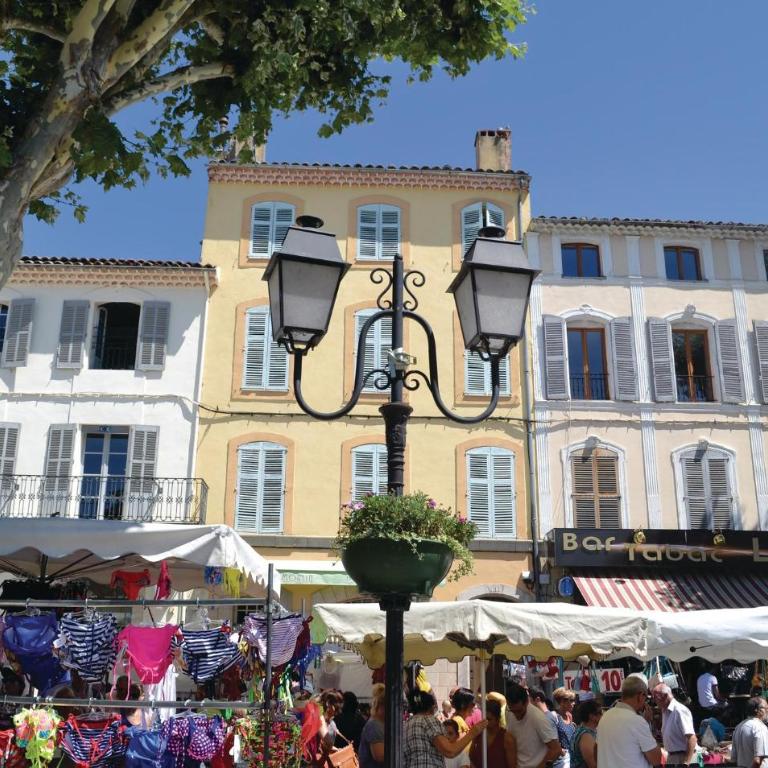 1 Bedroom Amazing Apartment In Lorgues - One-Bedroom Apartment - 22
