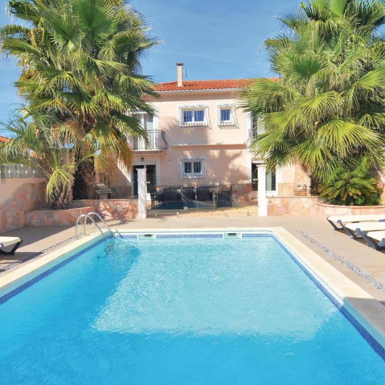 Nice Home In Le Grau D'agde - Maison de Vacances 4 Chambres - 12