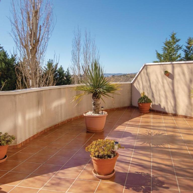 2 Bedroom Awesome Apartment In Benalmadena - Apartamento de 2 dormitorios - 10