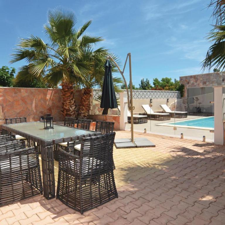 Nice Home In Le Grau D'agde - Maison de Vacances 4 Chambres - 11