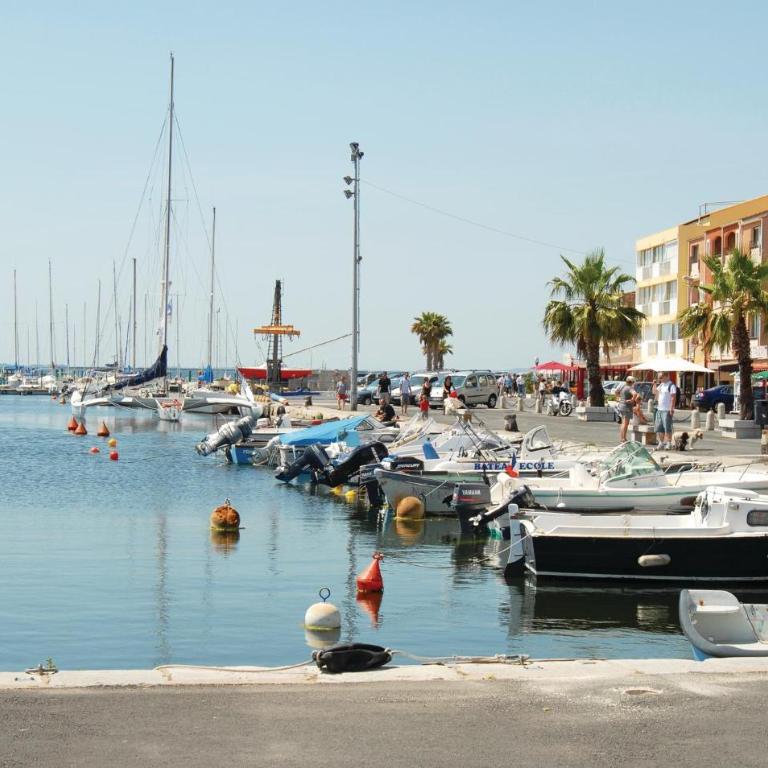 Nice Home In Le Grau D'agde - Maison de Vacances 4 Chambres - 31