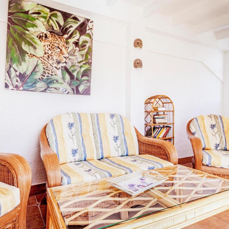 Beach Front Apartment In Torrox Costa With Wifi - Apartamento de 2 dormitorios - 17