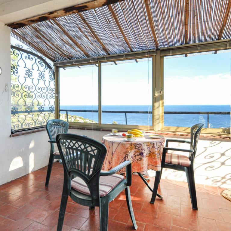 2 Bedroom Stunning Home In Roquebrune-Sur-Argens - Maison de Vacances 2 Chambres - 17