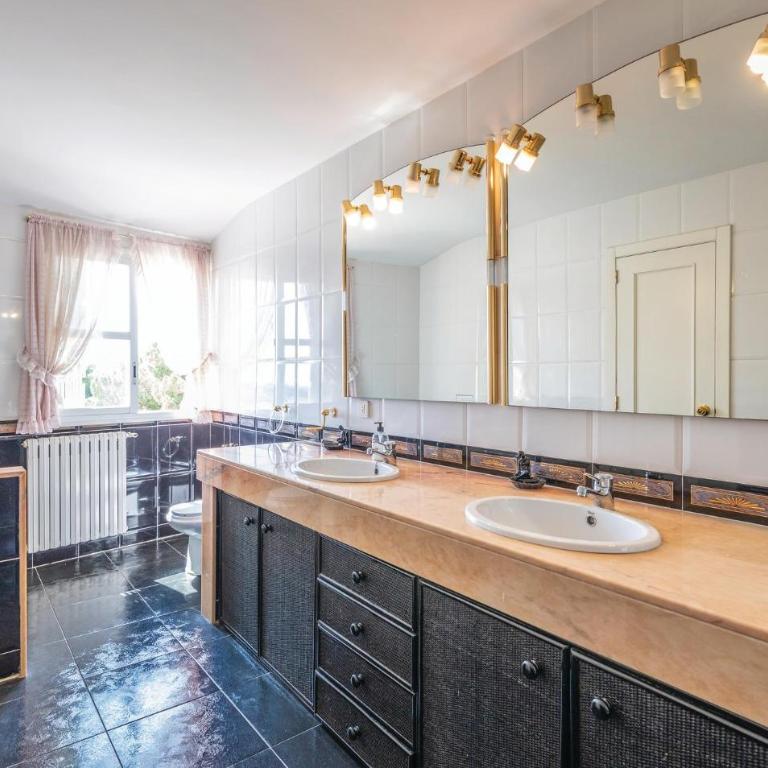 Nice Home In Sant Feliu De Guíxols - Casa de 4 dormitorios - 31