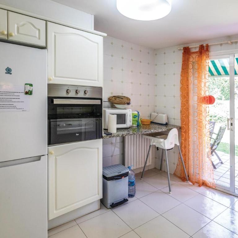 Nice Home In Sant Feliu De Guíxols - Casa de 4 dormitorios - 23