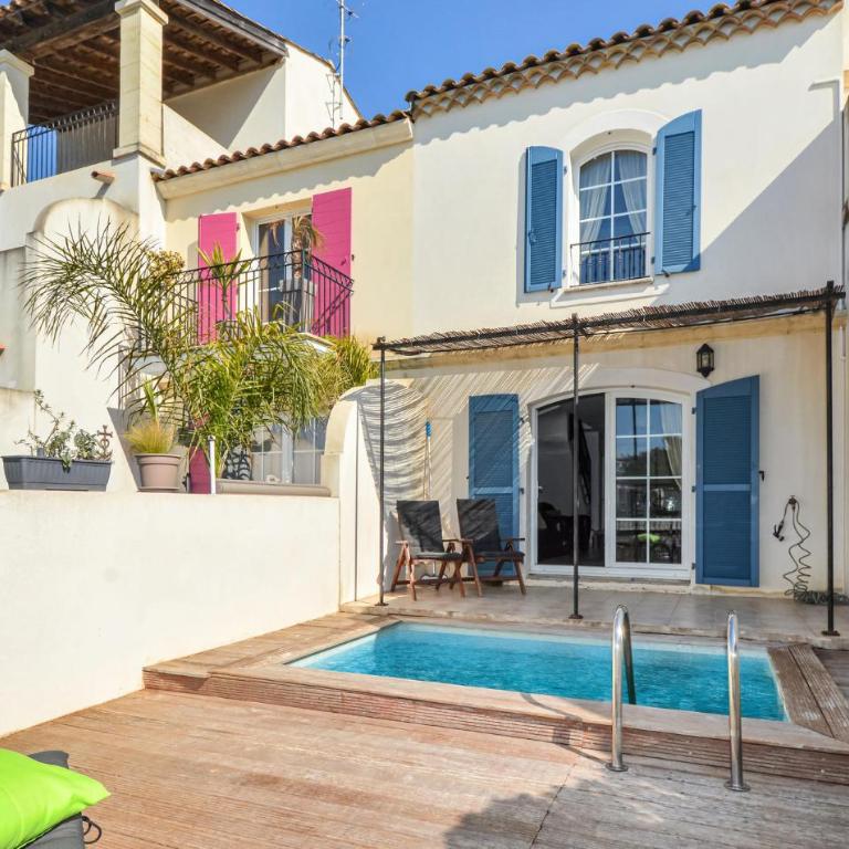 Belle Maison À Aigues-Mortes - Maison de Vacances 2 Chambres - 12