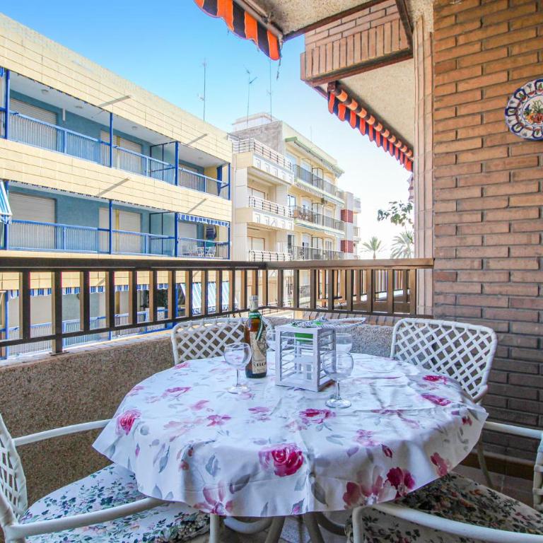 2 Bedroom Pet Friendly Apartment In Santa Pola - Apartamento de 2 dormitorios - 3