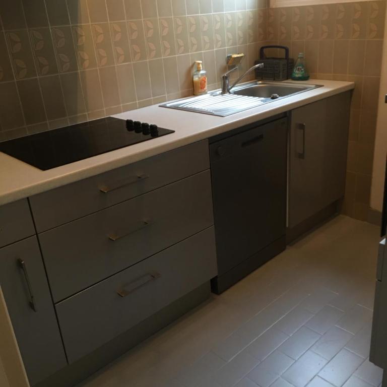 Cap d Antibes, Salis beach , 2 bedrooms , free parking - Appartement 2 Chambres - 16