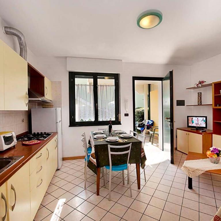 Residence Brenta - One-Bedroom Apartment with Garden - 2