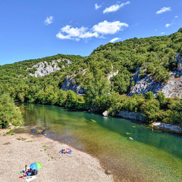 Awesome Apartment In Uzes With Wifi - Appartement 2 Chambres - 26