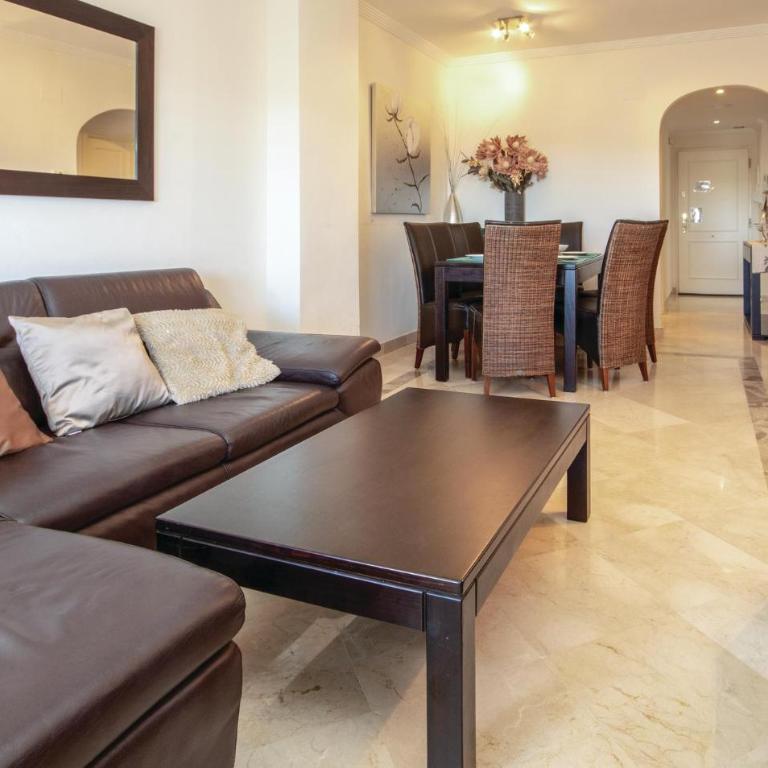 Lovely Apartment In Laguna De Mijas - Apartamento de 2 dormitorios - 13