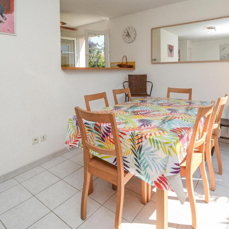 3 Bedroom Awesome Home In Aigues-Mortes - Three-Bedroom Vacation Home - 19