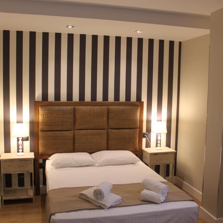 AB Apartamentos Museum - Apartamento de 1 dormitorio con balcón - 16