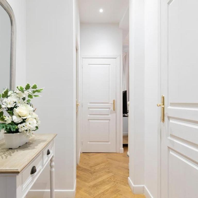 Promenade, 2pièces chic et clim avec terrasse Location éligible au Bail Mobilité Mobility Lease - Appartement 1 Chambre - 16