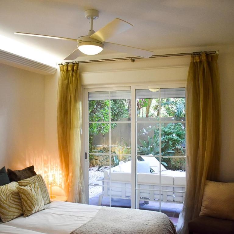 Marbella playa Residencial con piscina - Two-Bedroom Apartment with Terrace - 23
