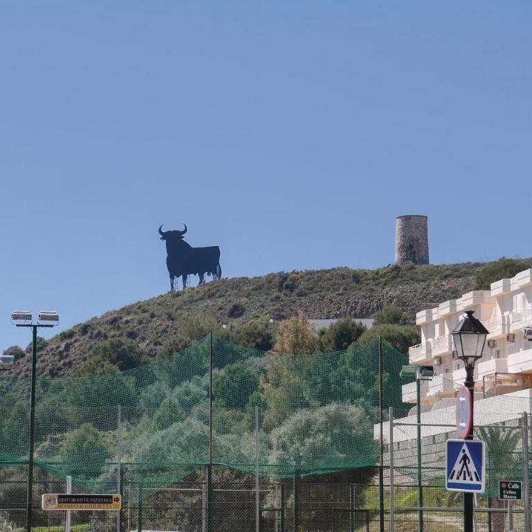 Cozy Apartment In Fuengirola With Wifi - Apartamento de 1 dormitorio - 16