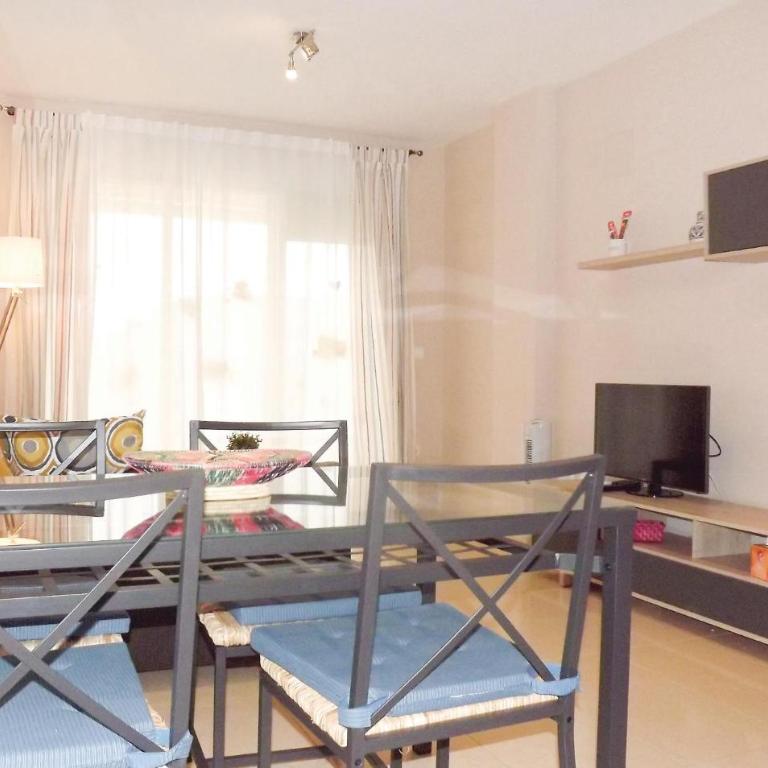 Awesome Apartment In Denia With Swimming Pool - Apartamento de 2 dormitorios - 3