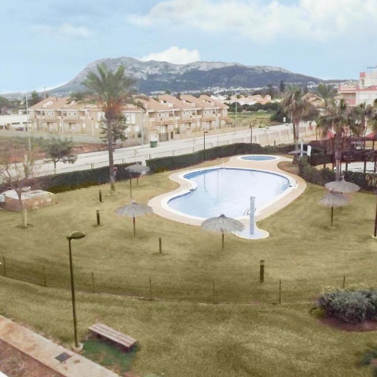 Awesome Apartment In Denia With Swimming Pool - Apartamento de 2 dormitorios - 4