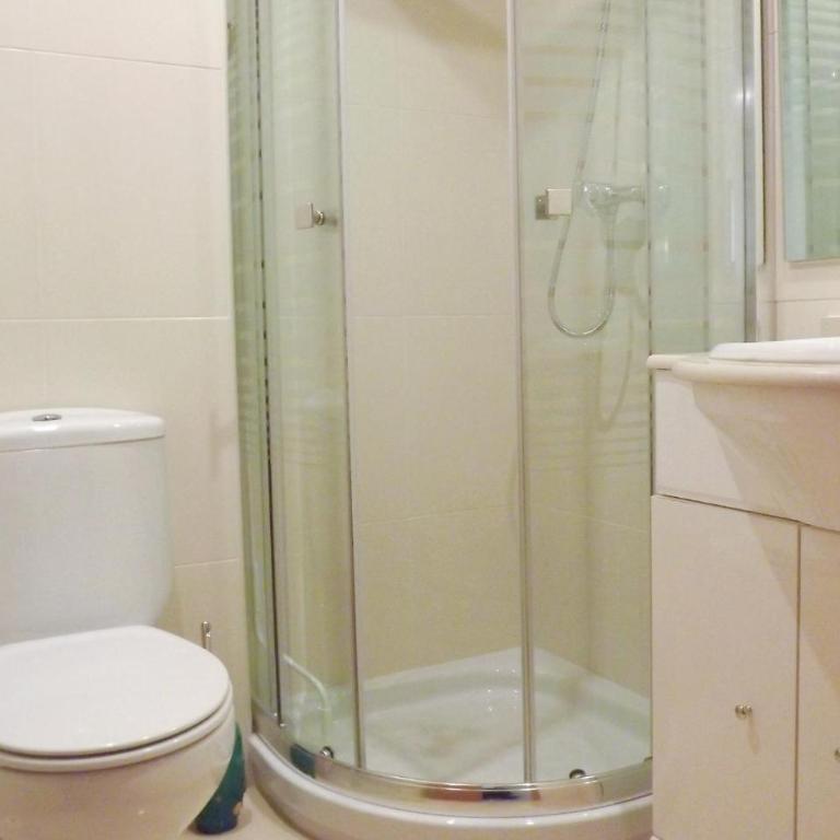Awesome Apartment In Denia With Swimming Pool - Apartamento de 2 dormitorios - 14