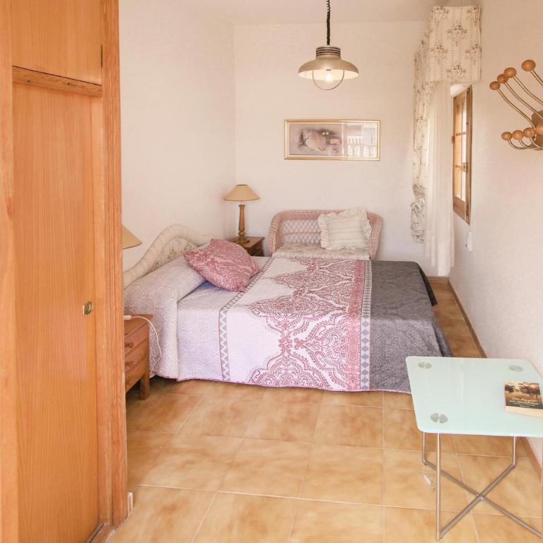 Gorgeous Home In Santa Pola - Casa Vacacional de 3 dormitorios - 14