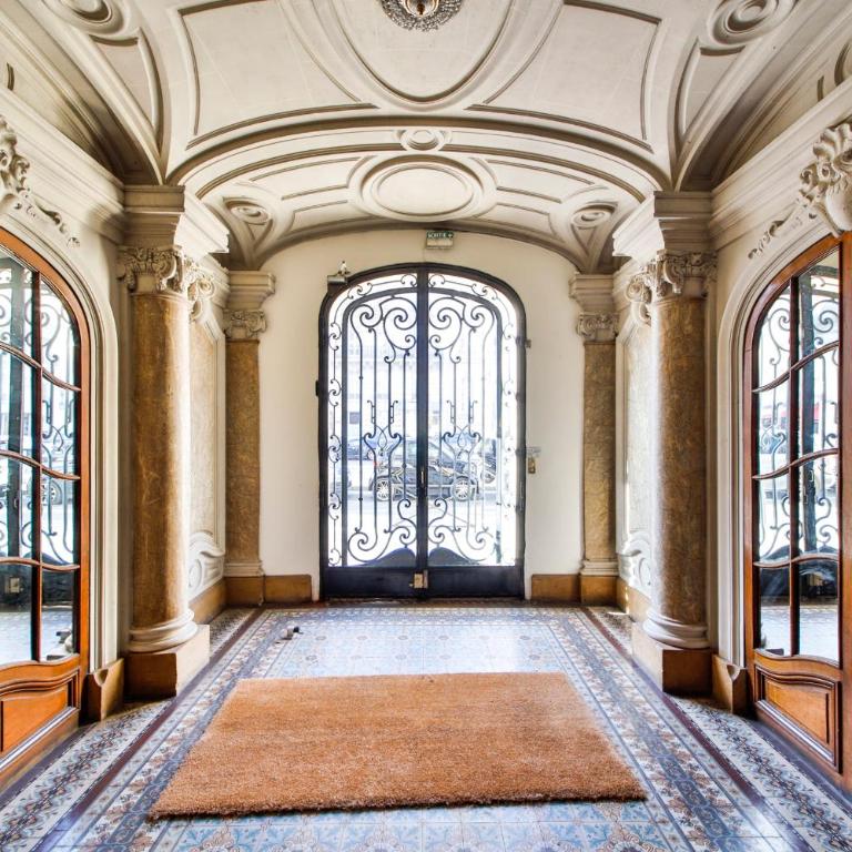 #Arc DeTriomphe #Trocadero #Style Haussmanien#AC - Studio - 13