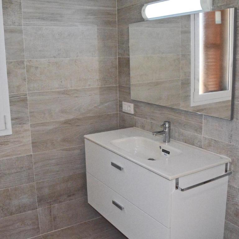 4 Bedroom Gorgeous Home In Can Picafort - Four-Bedroom Vacation Home - 16