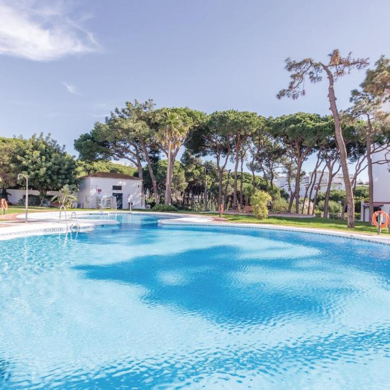 Lovely Apartment In Calahonda With Wifi - Apartamento de 2 dormitorios - 9