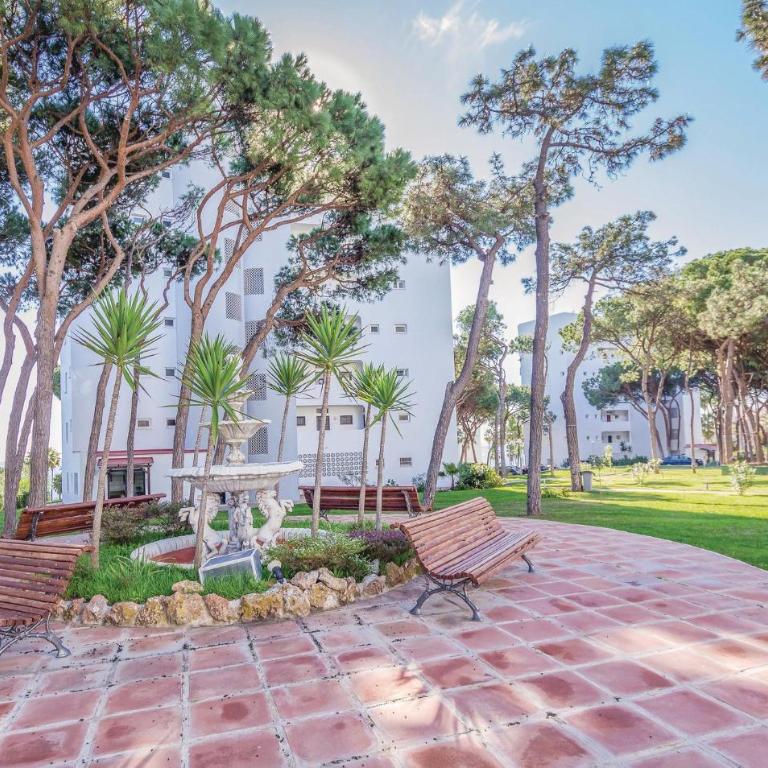 Lovely Apartment In Calahonda With Wifi - Apartamento de 2 dormitorios - 13