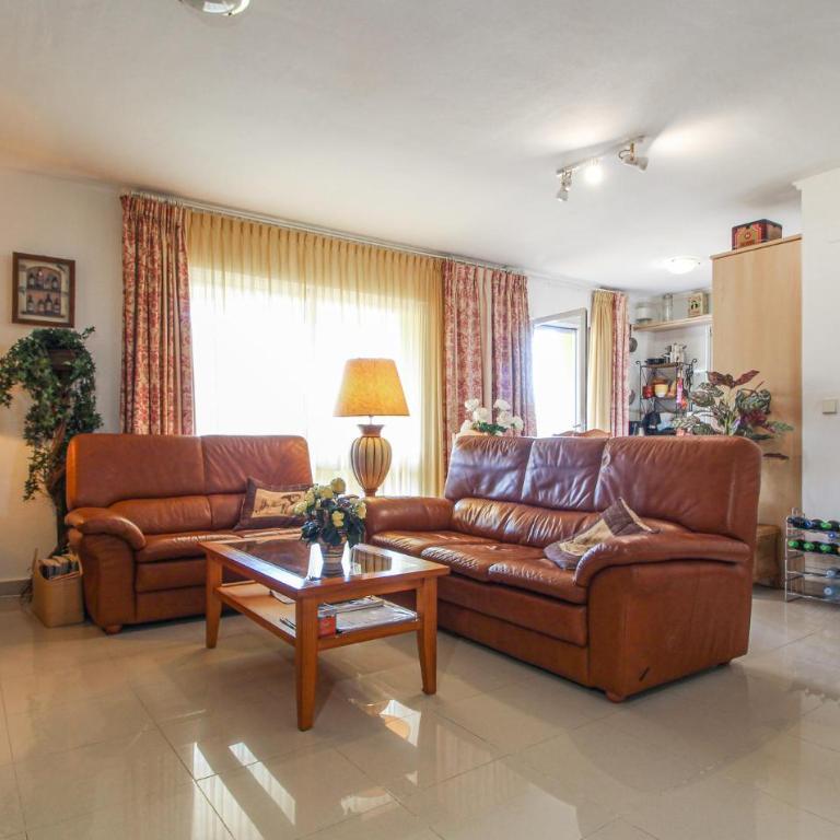 Amazing Apartment In Denia - Apartamento de 3 dormitorios - 5