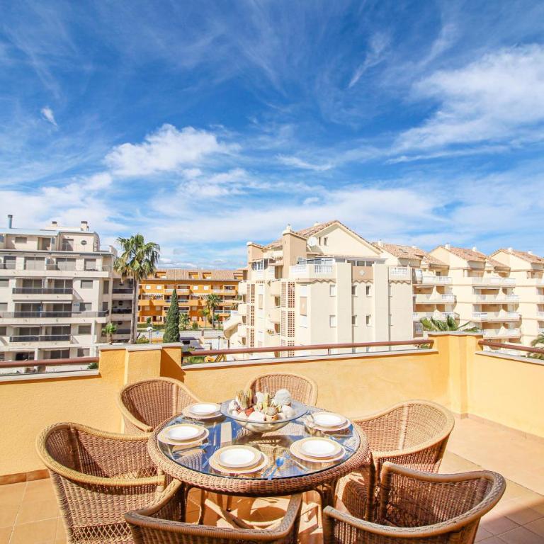 Amazing Apartment In Denia - Apartamento de 3 dormitorios - 14