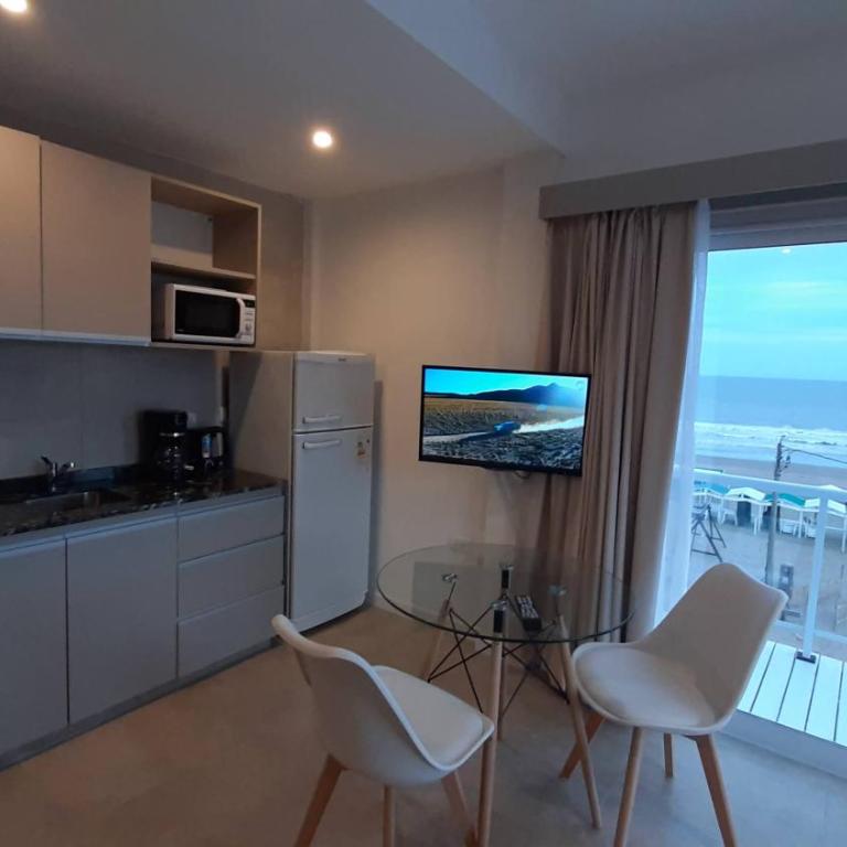 Los Tritones Apart Hotel - Deluxe Double Studio - 5