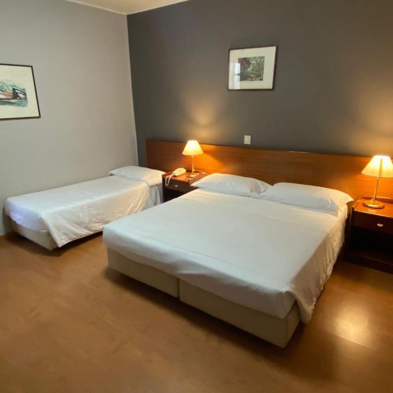 Hotel Mediterraneo - Camera Tripla Economy - 3
