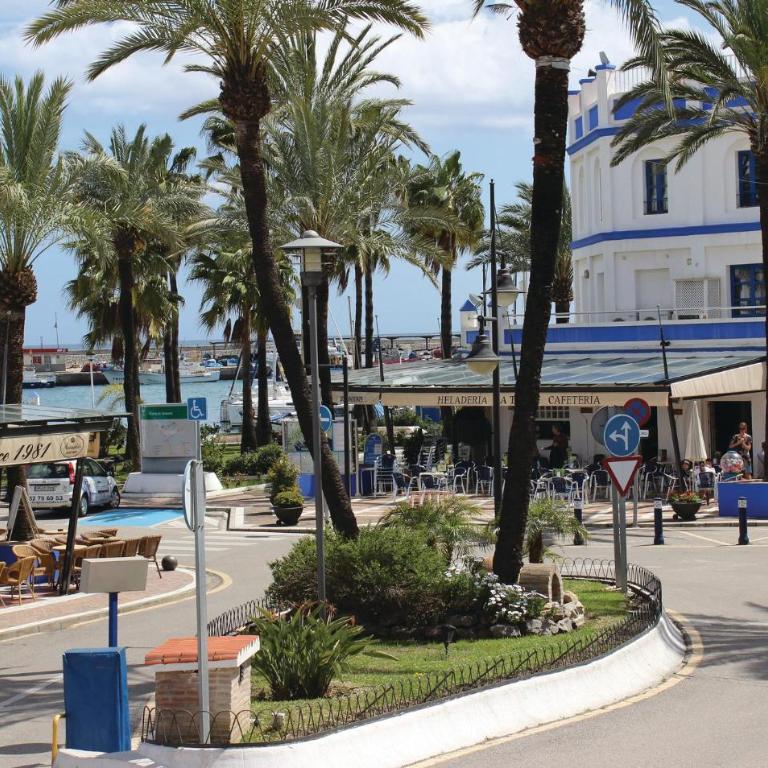 2 Bedroom Lovely Apartment In Estepona - Apartamento de 2 dormitorios - 14