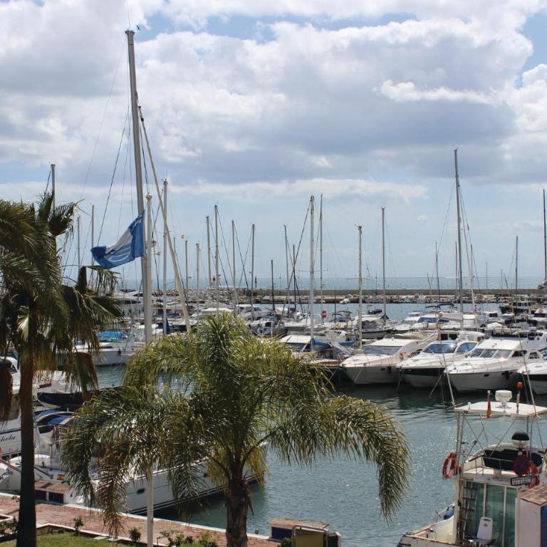 2 Bedroom Lovely Apartment In Estepona - Apartamento de 2 dormitorios - 15