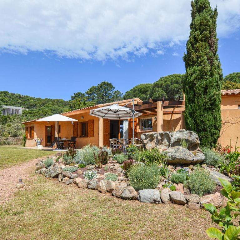 Beautiful Home In Porto Vecchio - Maison de Vacances 3 Chambres - 5