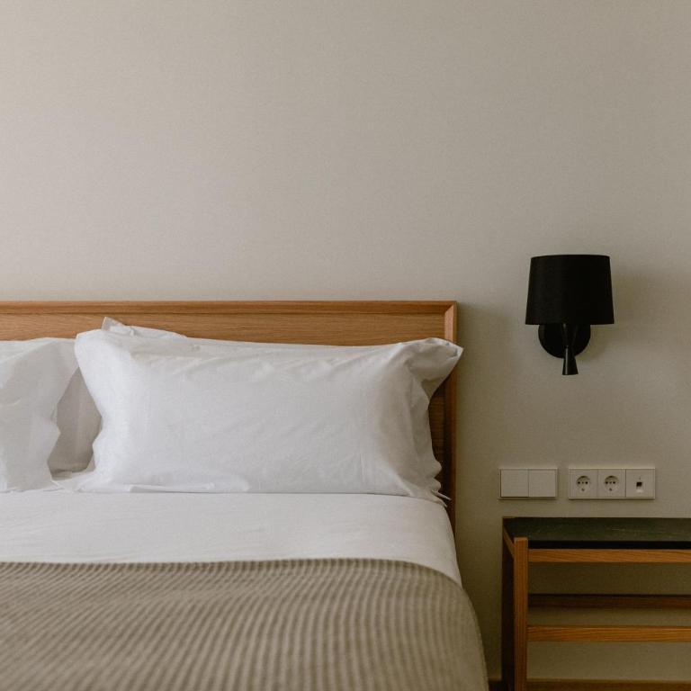 Hotel Estepona Plaza - Habitación Estándar - Cama extragrande - 11
