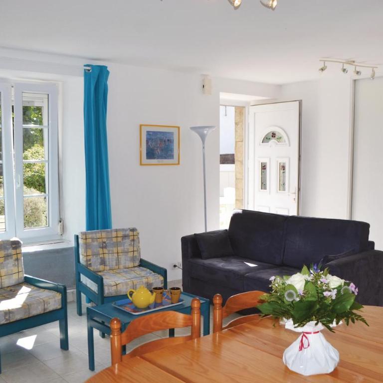 Gorgeous Home In Carnac With Kitchen - Maison de Vacances 3 Chambres - 2